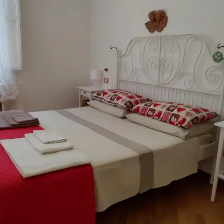 Apartment La Rondine *