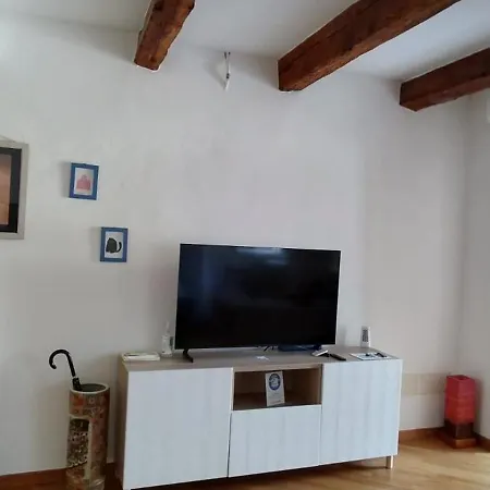 Apartment La Rondine